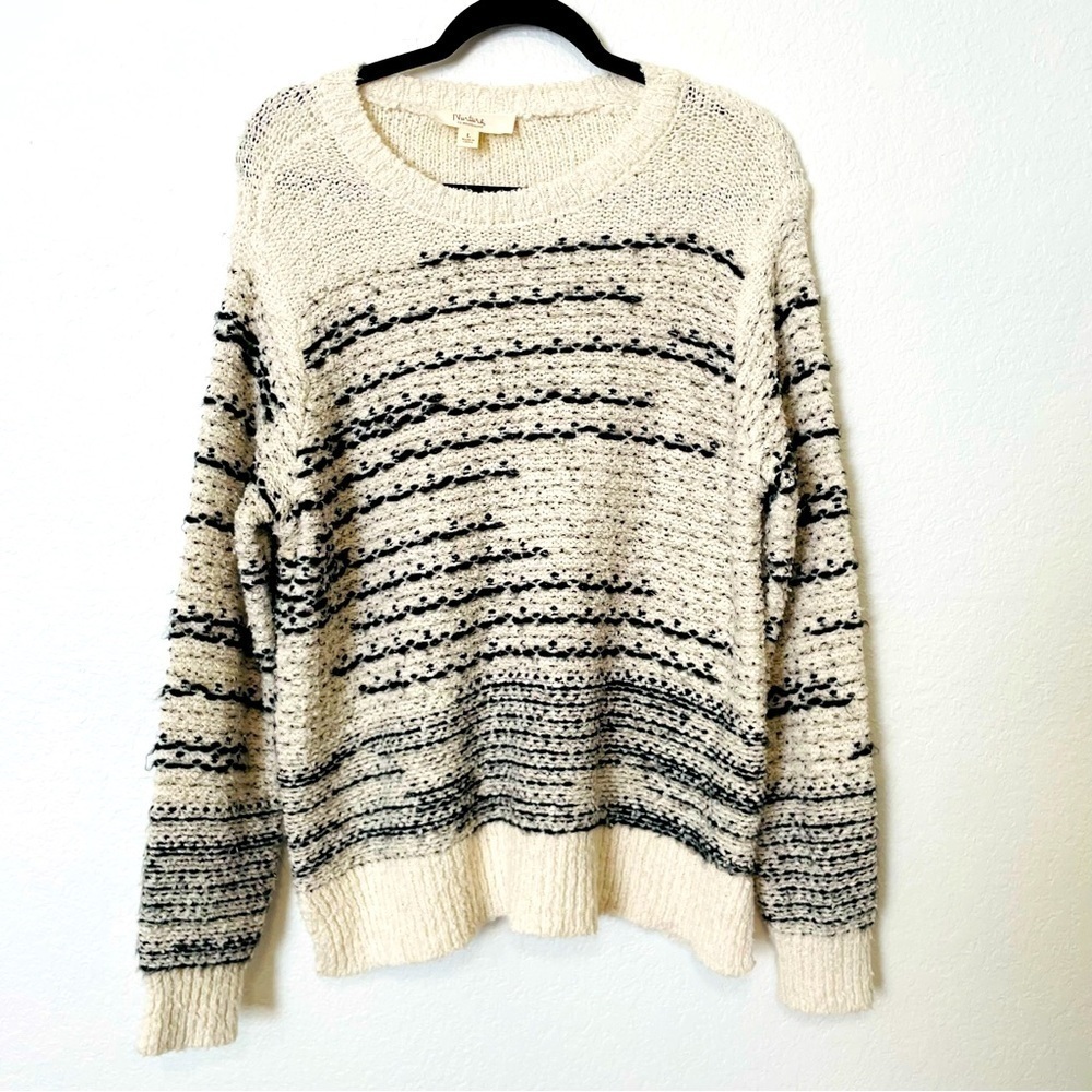 Nurture by Westbound woman slouchy black white sweater size L lounging casual
